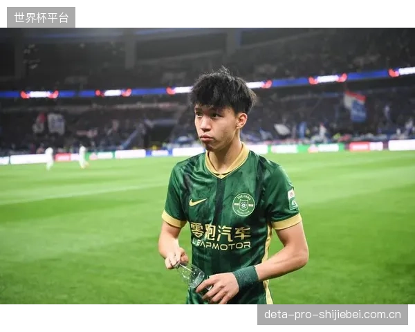 小将王钰栋赛季已斩获5球，其超越年龄的冷静射术使其成为浙江队锋线惊喜。